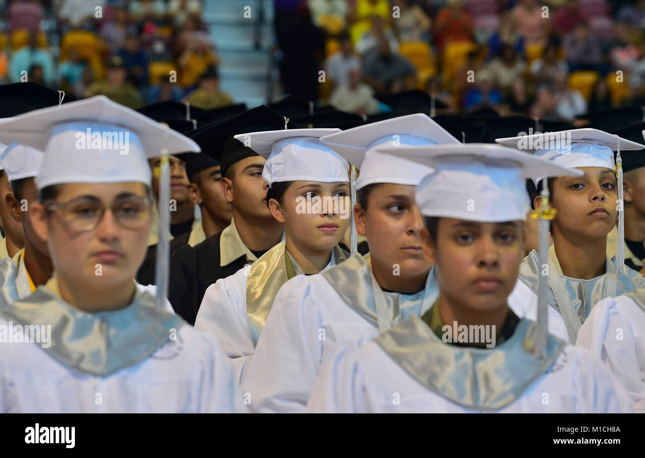 Juan Diaz, Puerto Rico. 31st Dec, 2015. Juana Diaz Mesa Audiovisual  Septiembre 14, 2016 La foto de los actos de graduaciÂ-n de la Clase 16-02  de la Puerto Rico Youth ChalleNGe Academy., image size:1300x924