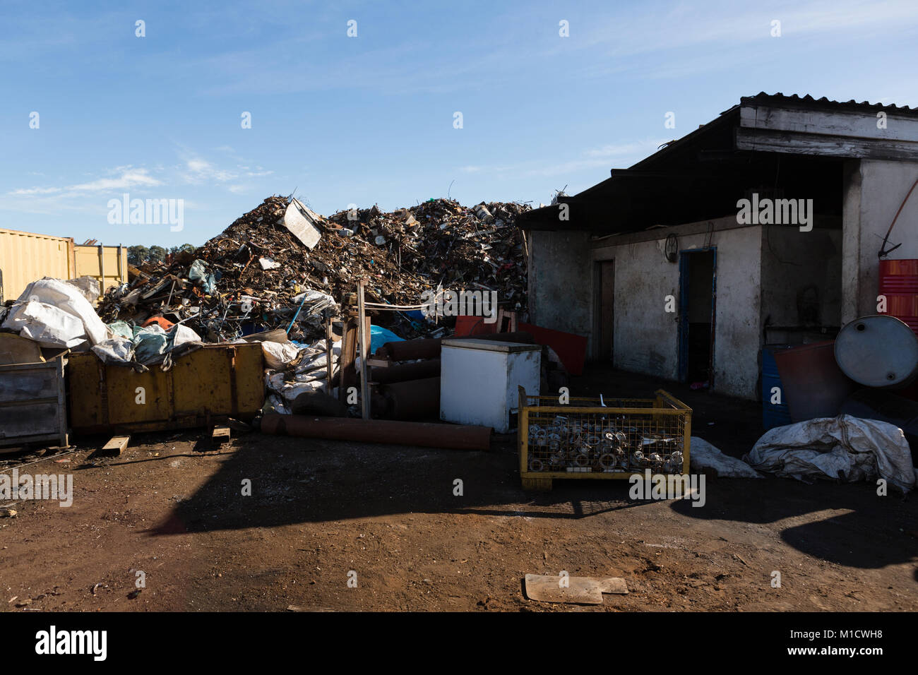 Trash heap hires stock photography and images Alamy
