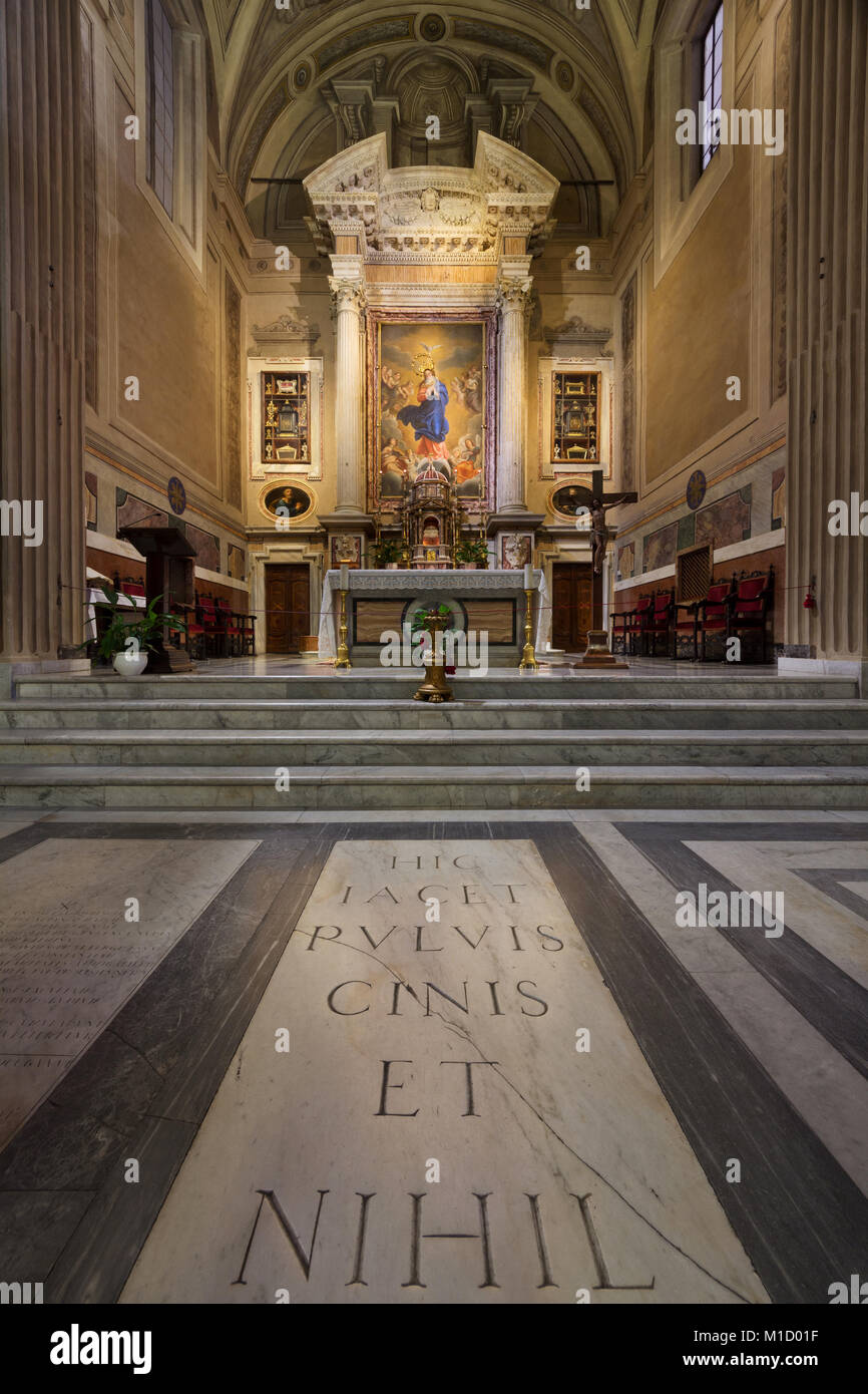 Hic iacet pulvis, cinis et nihil (Here lies dust, ashes and nothing) - Santa Maria della Concezione dei Cappuccini - Rome Stock Photo