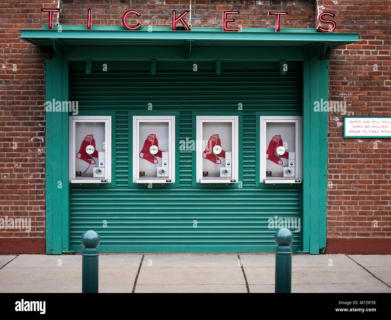 A very enthusiastic Boston Red Sox Fan -- Please credit photographer Kirk  Schlea Stock Photo - Alamy