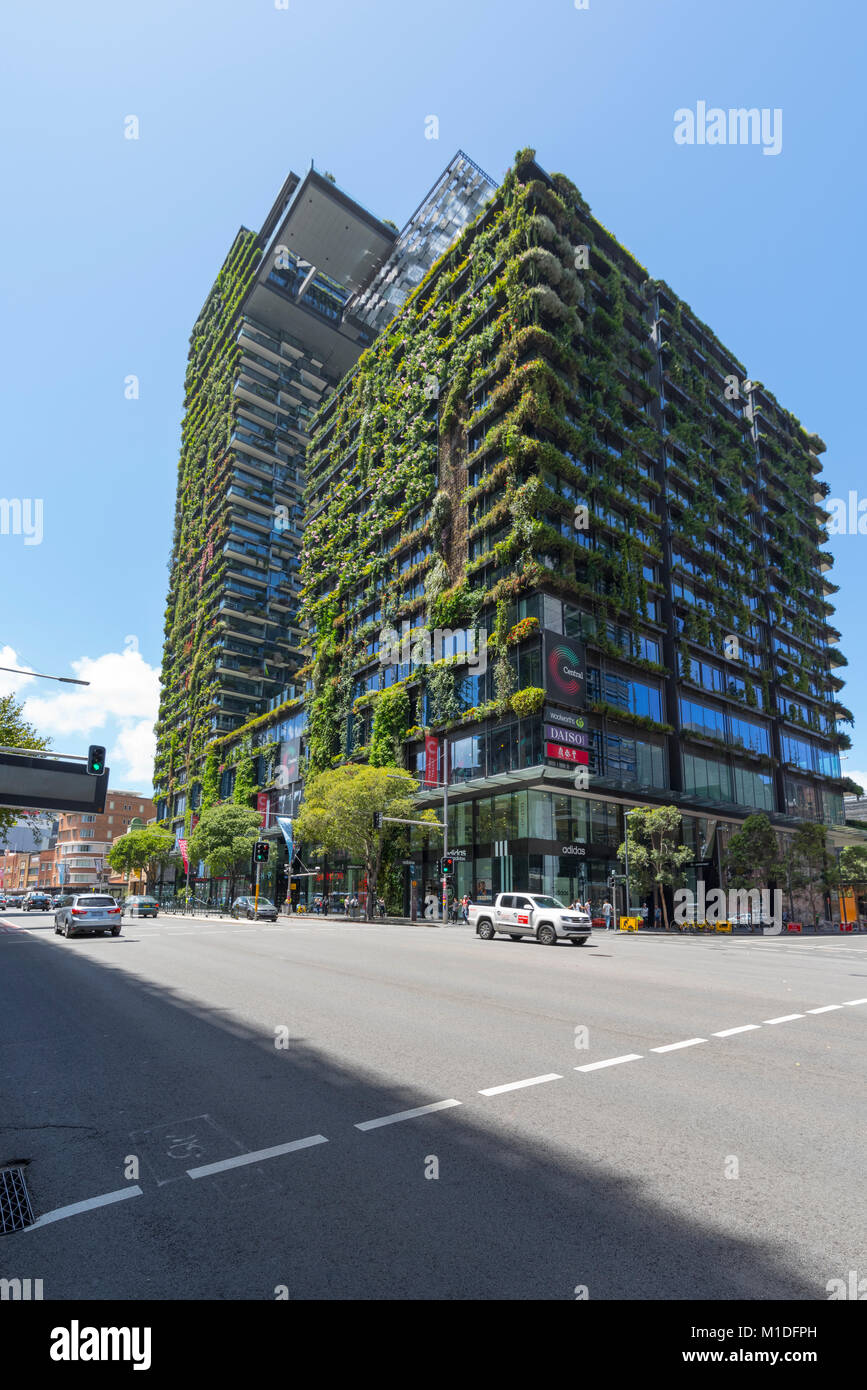 Green living tower  One Central Park, Chippendale, Sydney, NSW, Australia Stock Photo