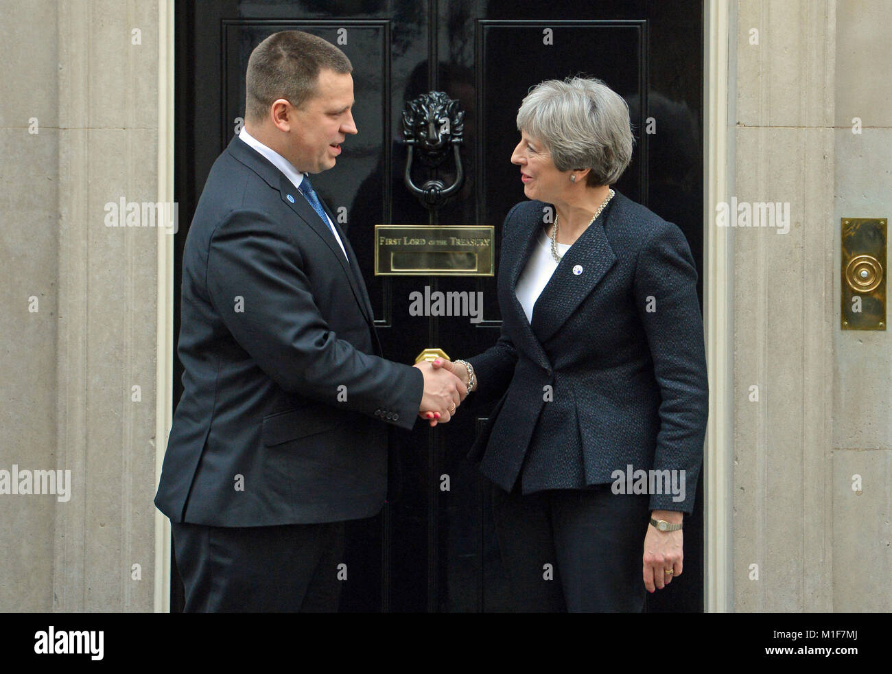 prime-minister-theresa-may-and-estonian-prime-minister-juri-ratas-shake