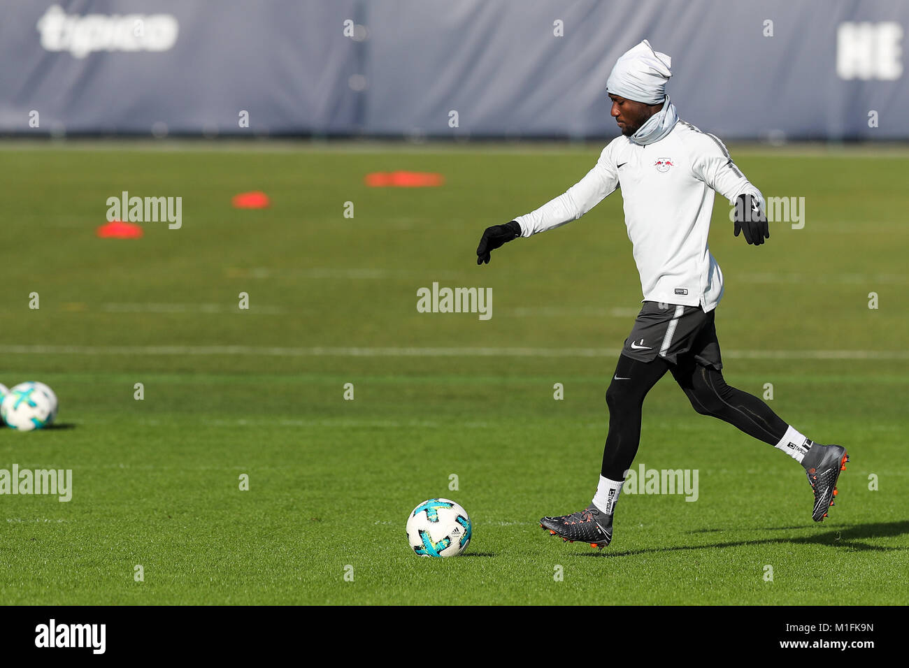 Leipzig Germany 30th Jan 18 Leipzig S Naby Deco Keita In Action Stock Photo Alamy