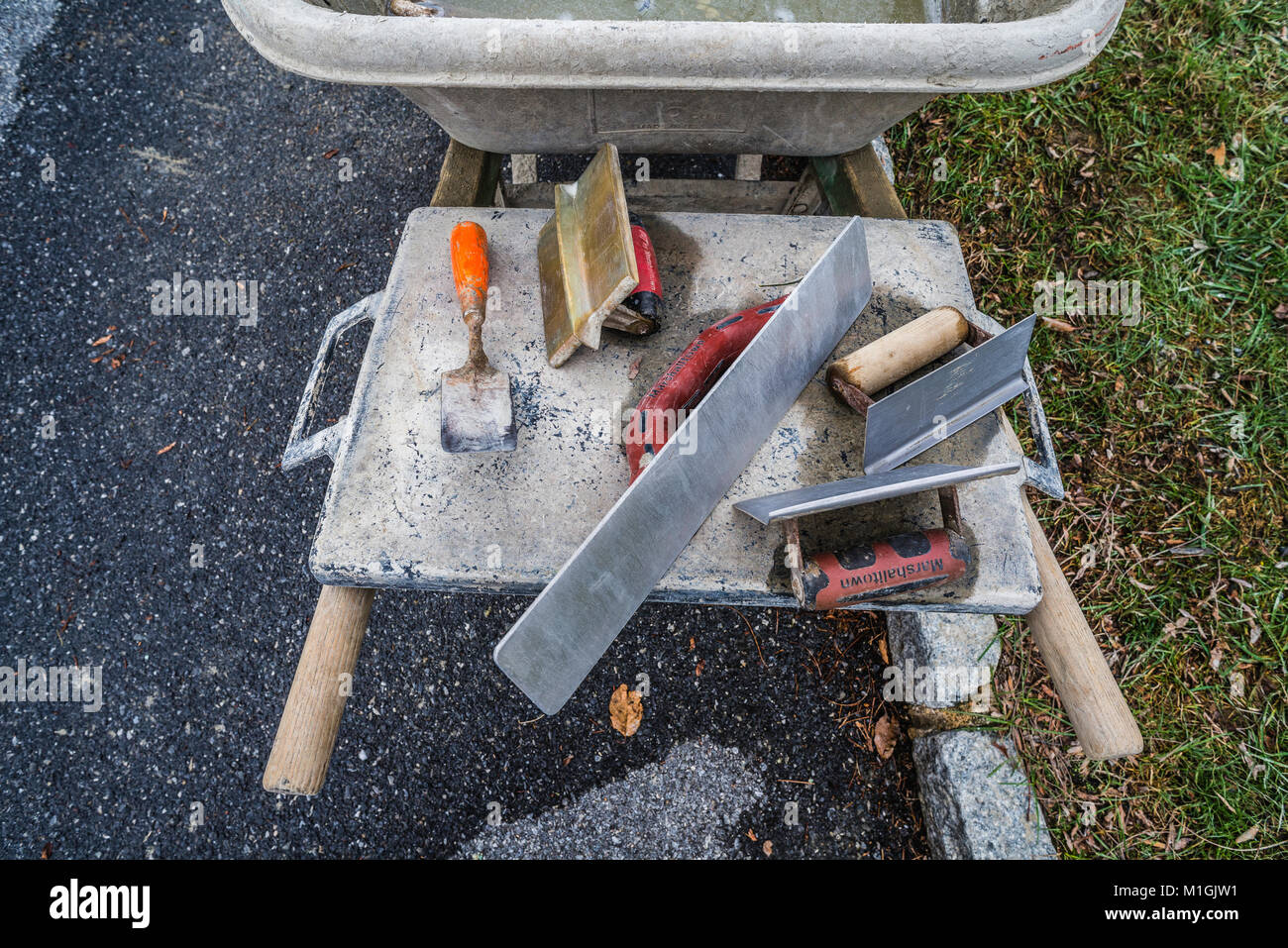Construction workers, tools and equipment Stock Photo Alamy