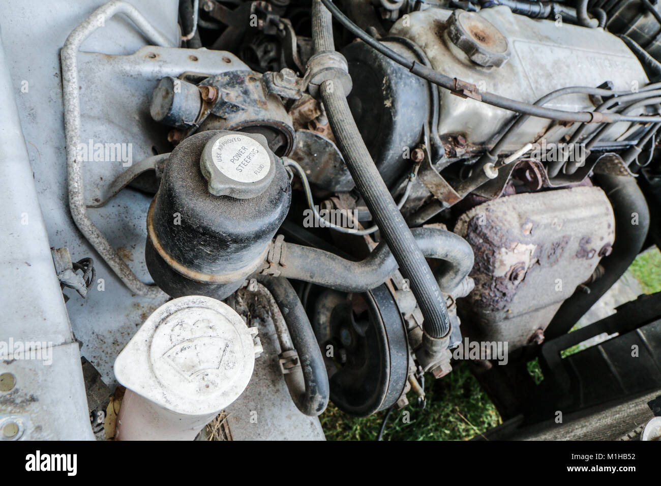 Oil leak hires stock photography and images Alamy