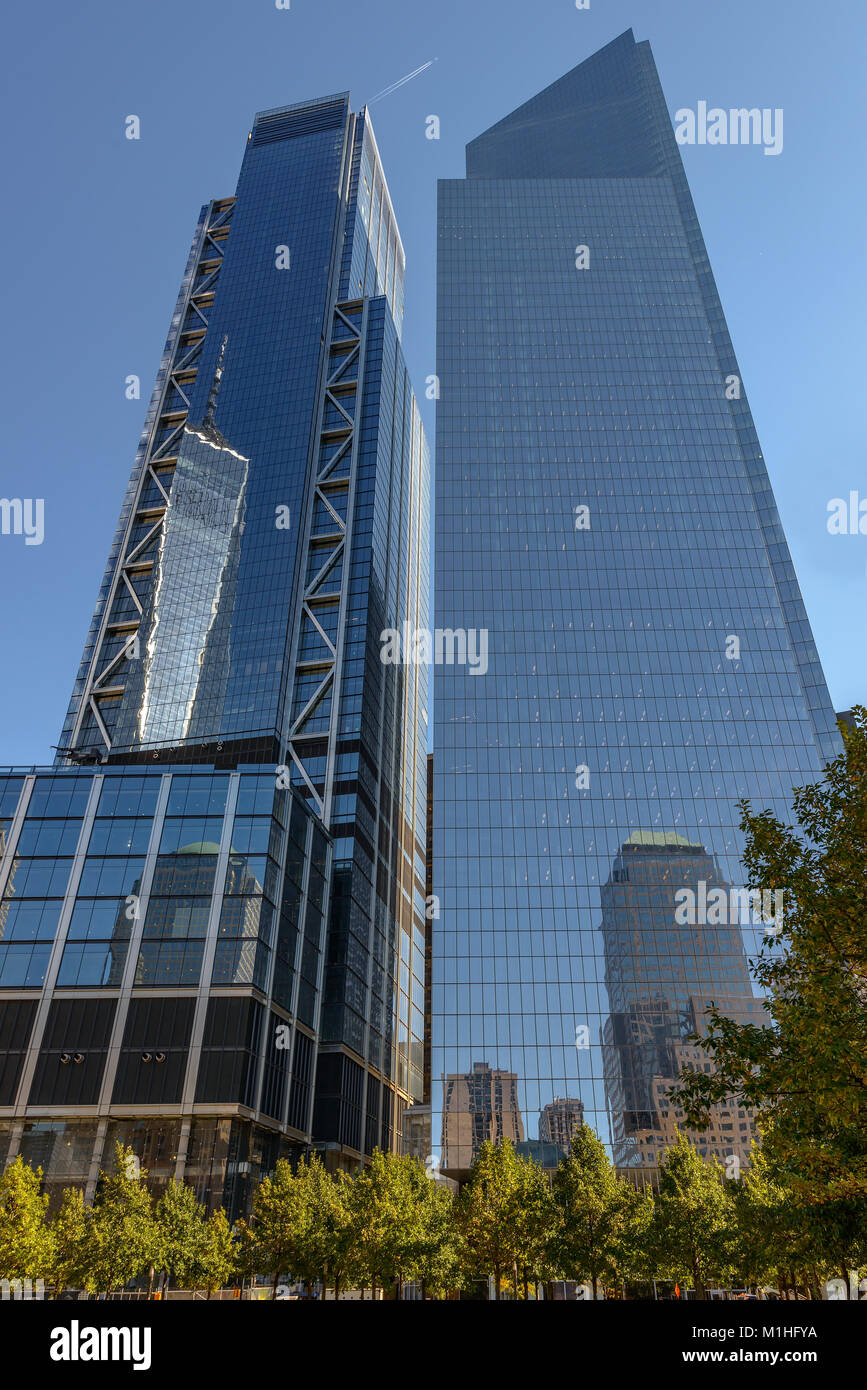 Lower Manhattan urban skyscrapers in New York City Stock Photo