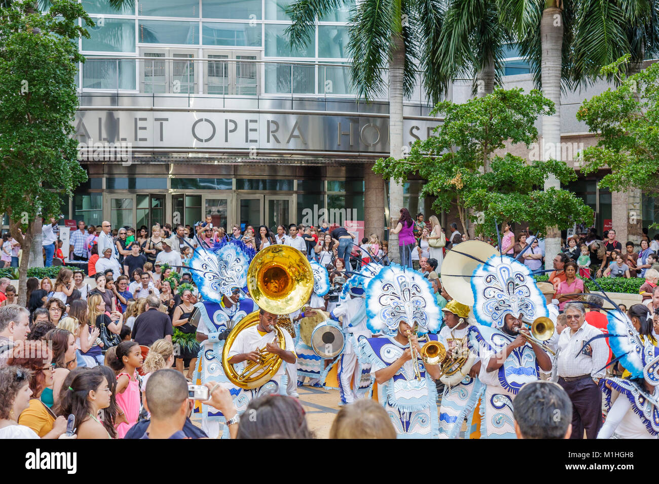 Miami Florida,Adrienne Arsht Performing Arts Center,centre,Thompson Plaza for the Arts,Free Multicultural Music Festival,festivals fair,audience,crowd Stock Photo