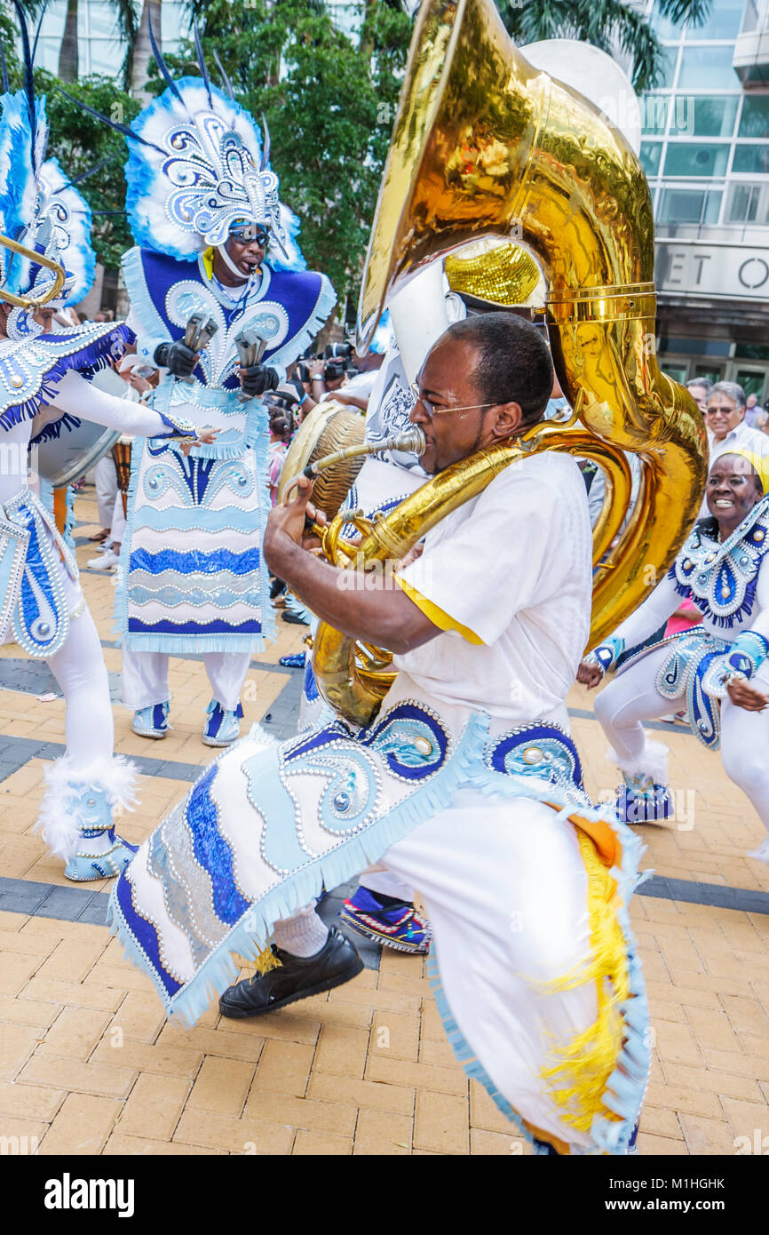 Miami Florida,Adrienne Arsht Performing Arts Center,centre,Thompson Plaza for the Arts,Free Multicultural Music Festival,festivals fair,audience,crowd Stock Photo