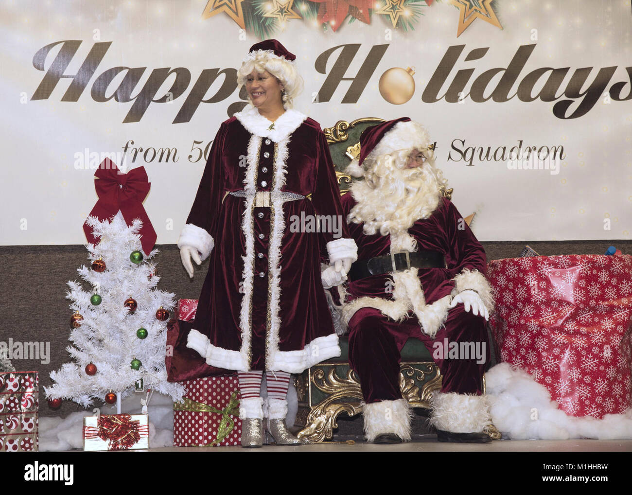 Naughty santa hi-res stock photography and images - Page 13 - Alamy, image size:1300x1018