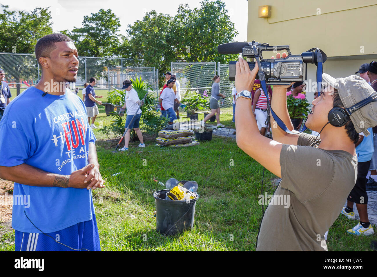 Miami Florida,Allapattah Middle School,campus,Hands On HandsOn Miami,volunteer volunteers volunteering work worker workers,teamwork working together h Stock Photo