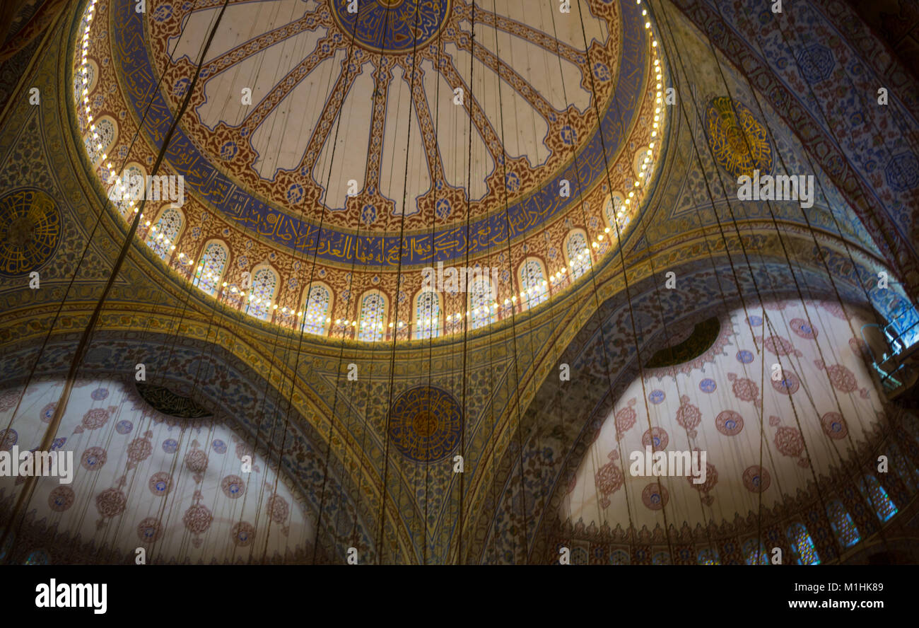 Inside the islamic Blue mosque in Istanbul, Turkey Stock Photo - Alamy