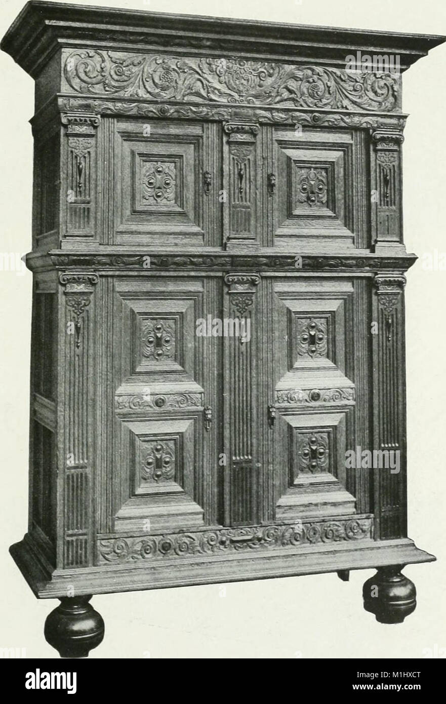 A history of oak furniture (1920) (14593824658 Stock Photo Alamy