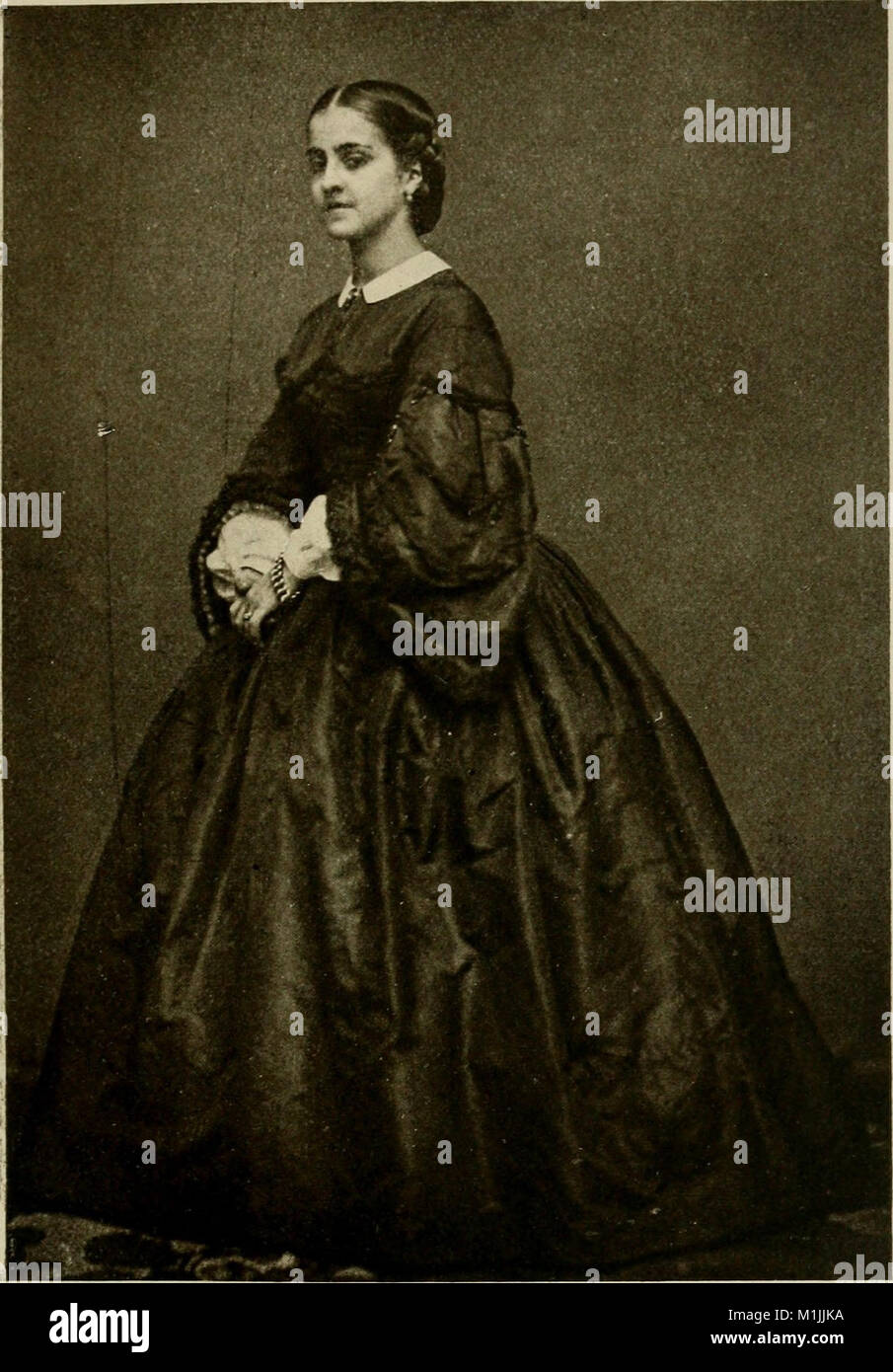 Opera Singer Patti This photograph shows Adelina Patti, an acclaimed opera singer, at the ...