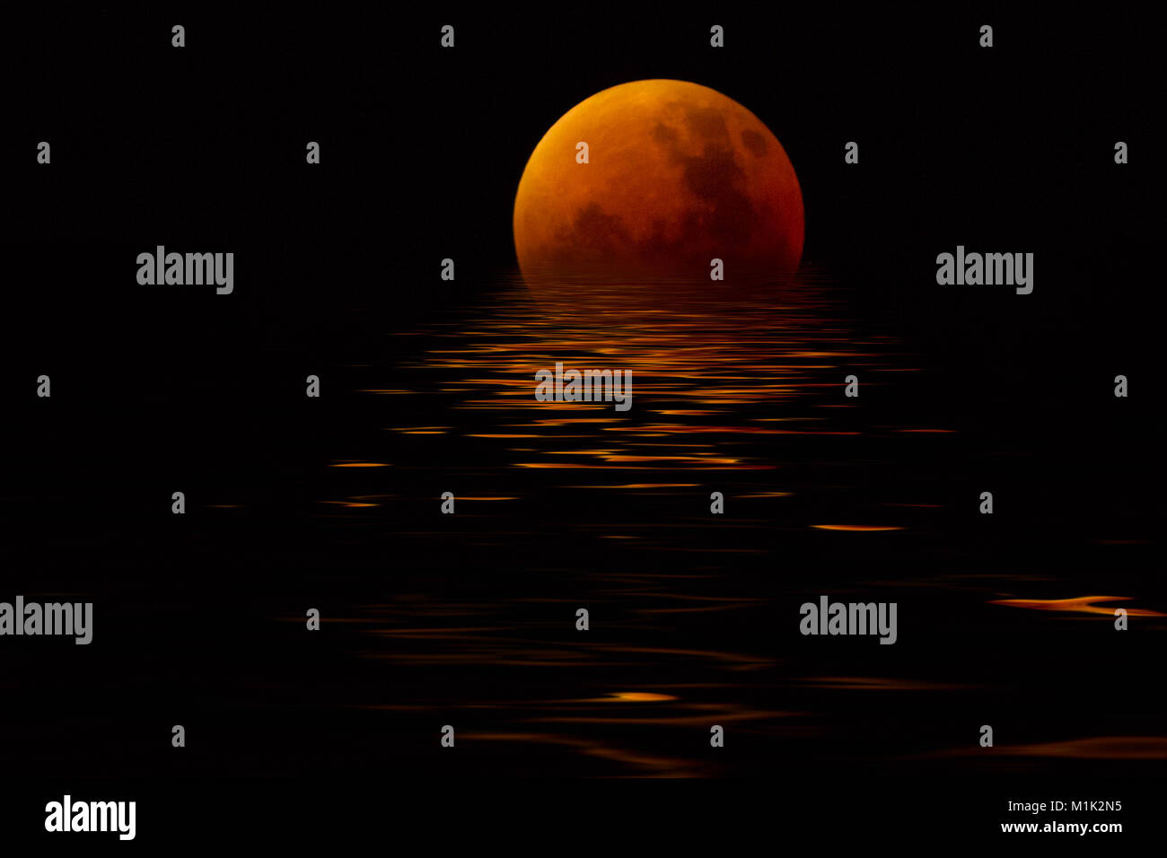 totale Mondfinsternis September 2015 Blutmond Supermond Stock Photo