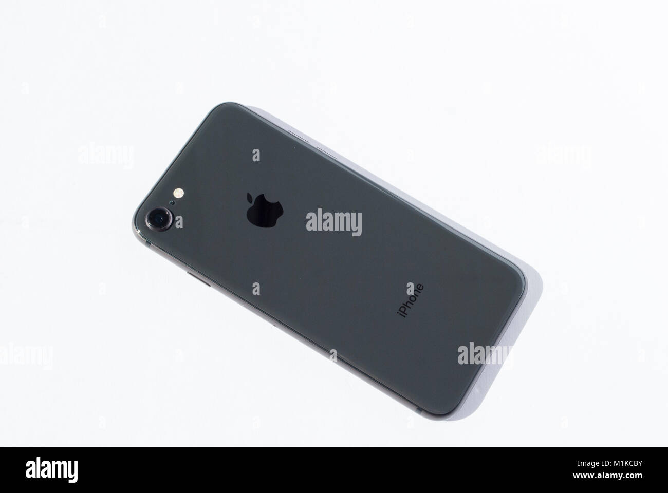Iphone 8 plus hi-res stock photography and images - Alamy