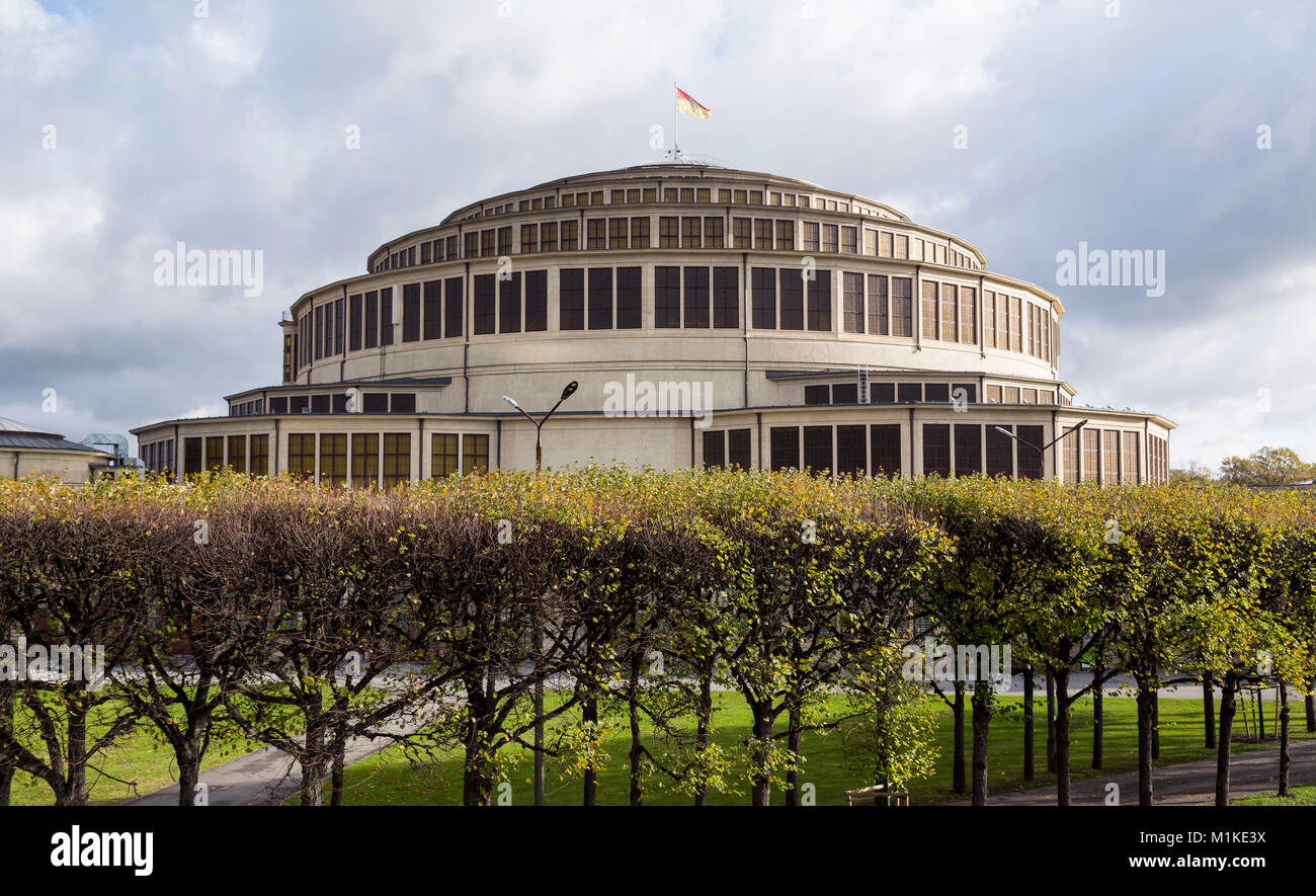 Wroclaw, Breslau, Jahrhunderthalle, Hala Stulecia, (Hala Ludowa, zu dt. Volkshalle) 1911-1913 von Max Berg erbaut, Gesamtplanung des Geländes Hans Poe Stock Photo