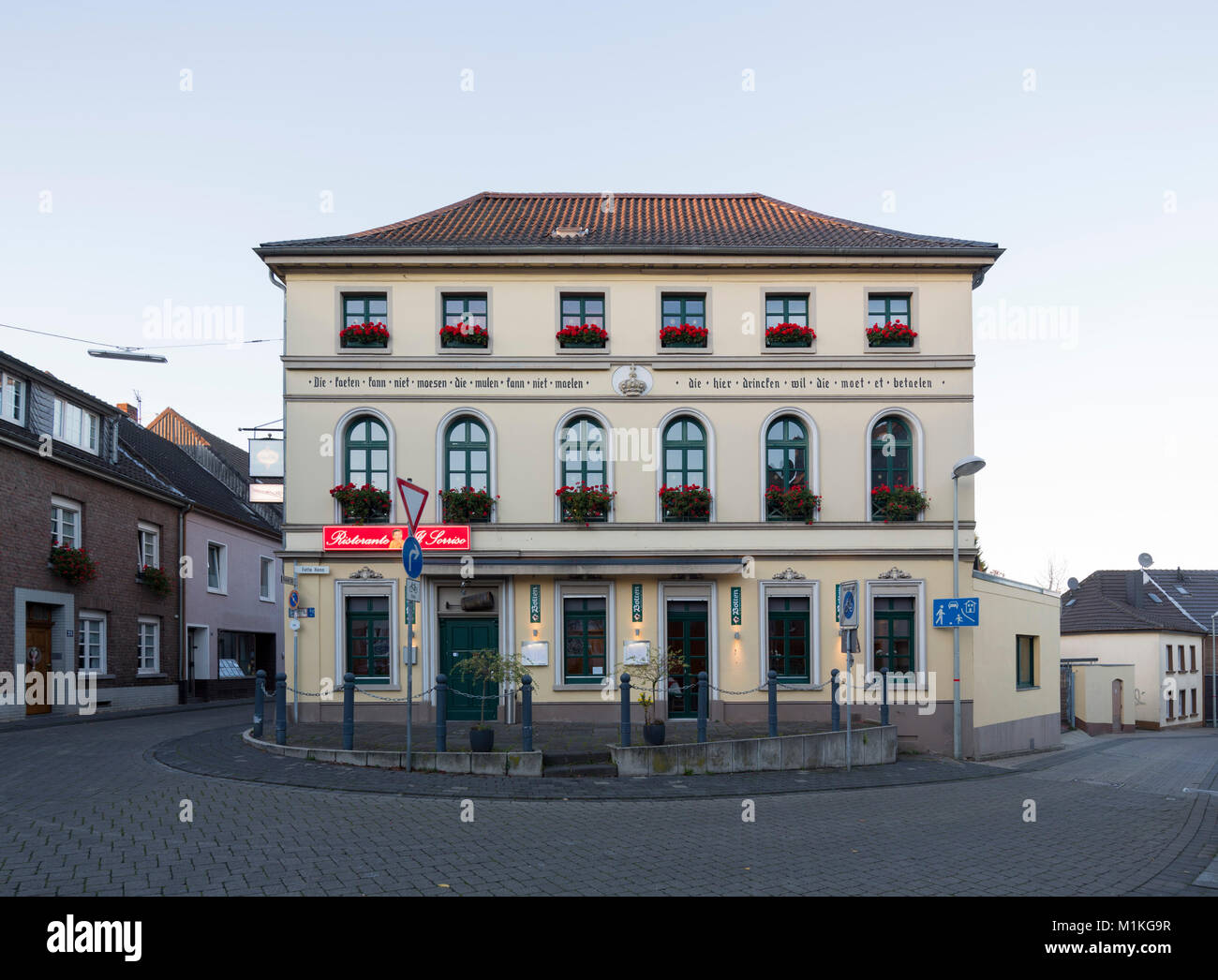 'Krefeld-Hüls, ehemalige Gaststätte ''Bottermaat''', Ecke Klever Straße/Fette Henn Stock Photo