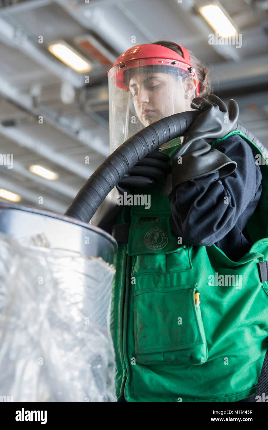 OCEAN (Jan 27, 2018) Machinist's Mate Fireman Apprentice Ansley Sanders