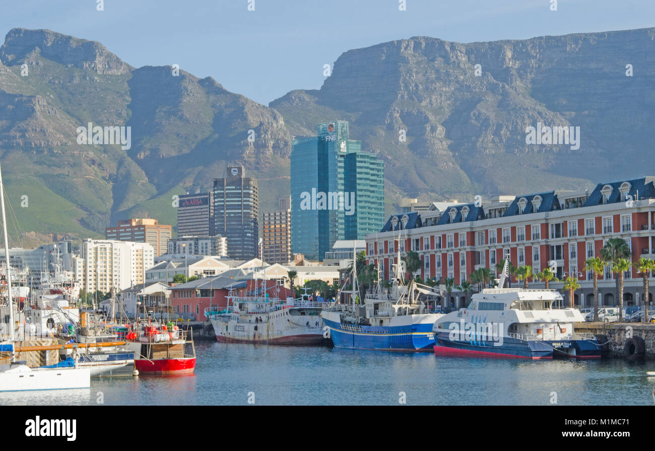 Skyline of Cape Town South Africa Stock Photo - Alamy