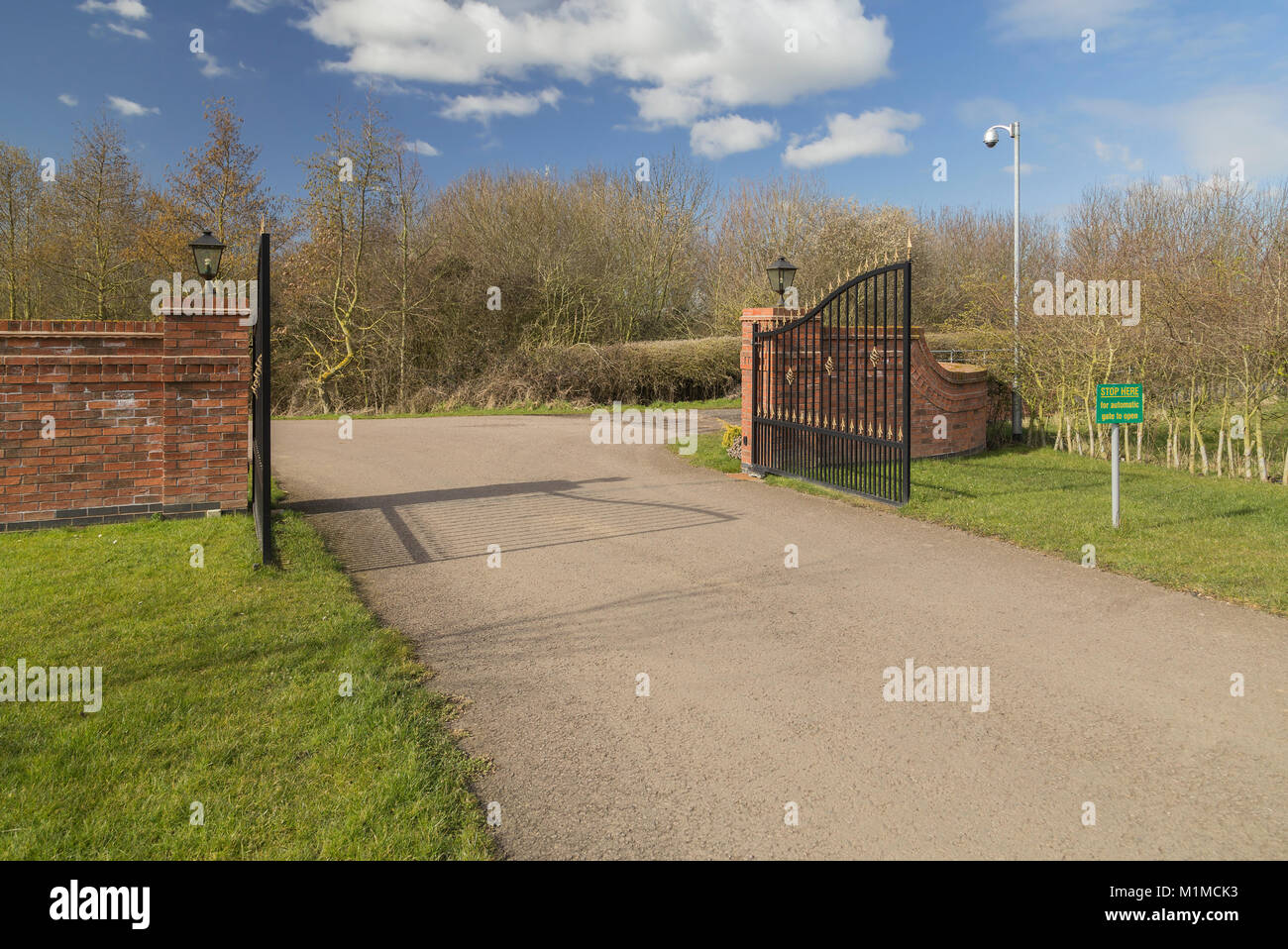 An image of the gateway to the lodges at Eye Kettleby Lakes. Shot near to Melton Mowbray, Leicestershire, England, UK. Stock Photo