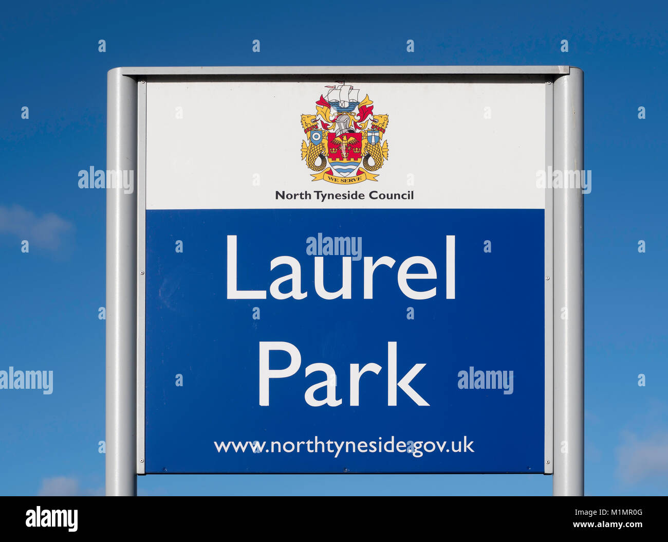 Sign Laurel Park bearing the coat of arms of North Tyneside Council