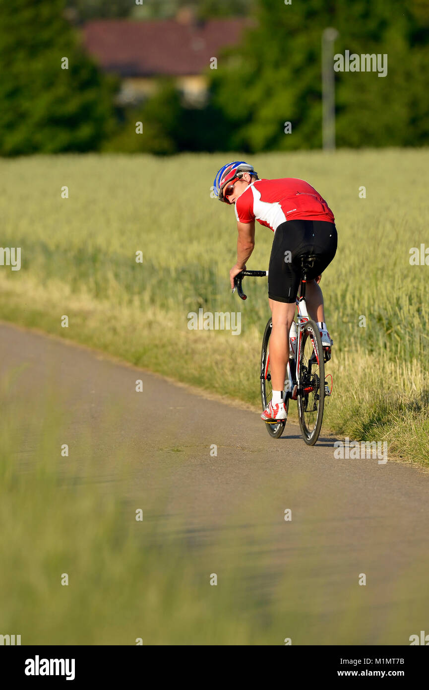 how to become a professional road racer how to become a professional road racer
