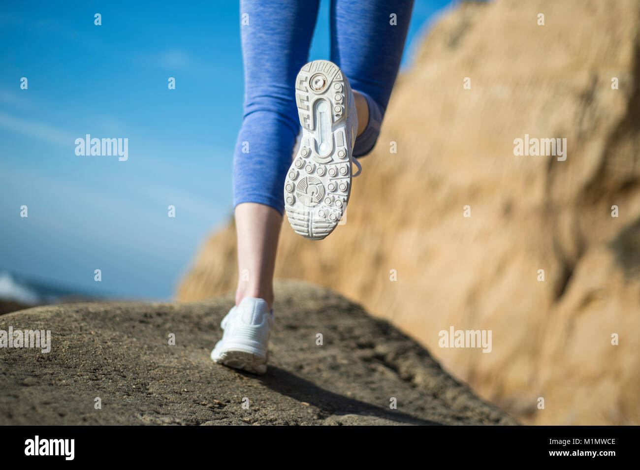 running shoes close to barefoot