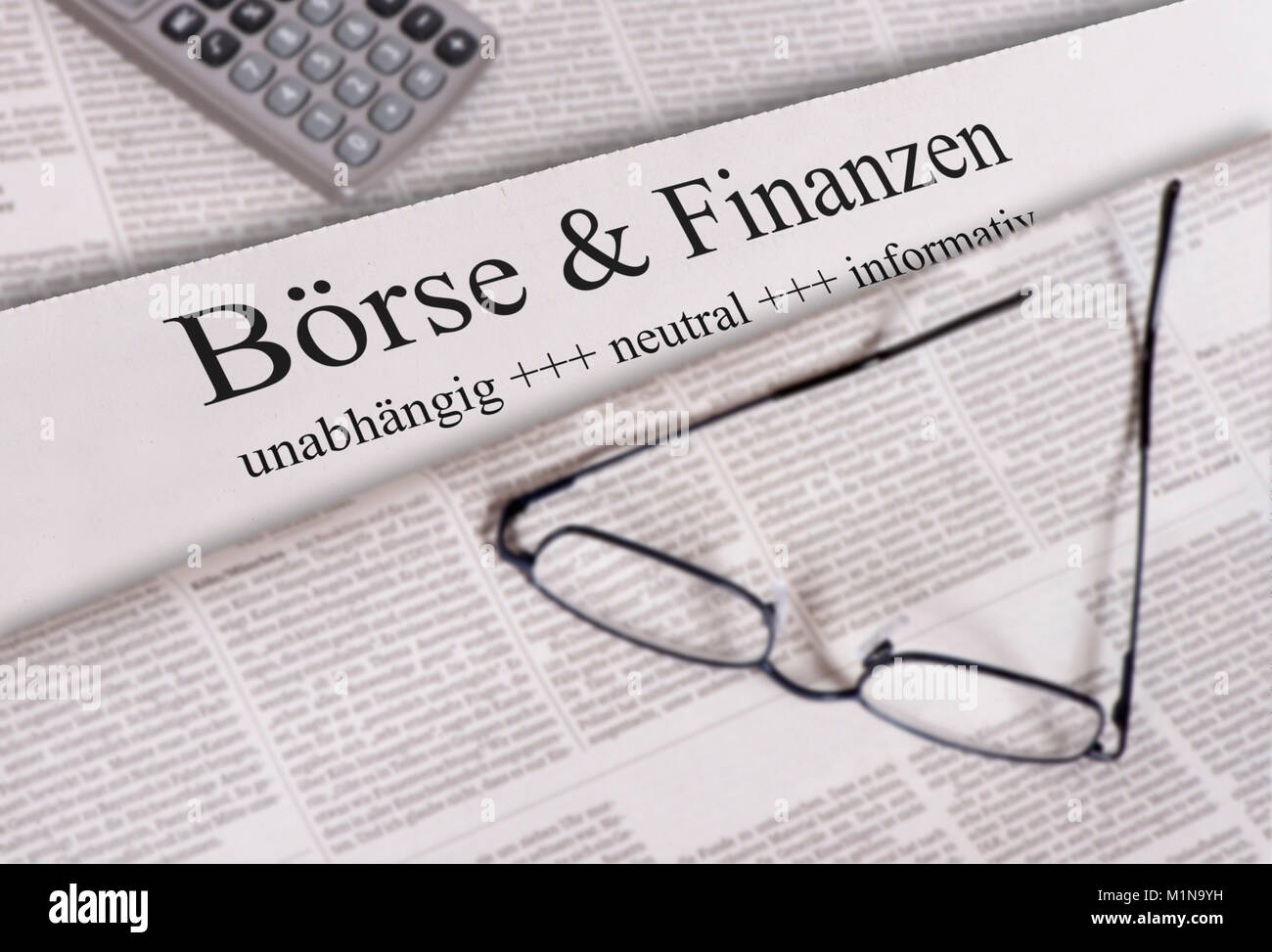 Zeitung mit Überschrift Börse & Finanzen Stock Photo