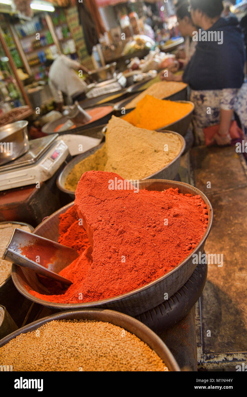 The vibrant spice market, Jodhpur, Rajasthan, India Stock Photo Alamy