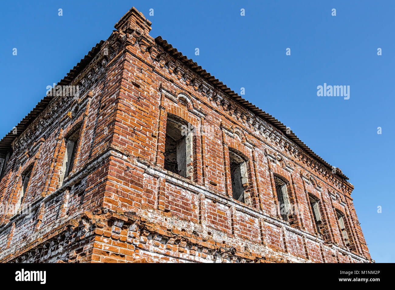 The old abandoned historic building of red brick Stock Photo - Alamy