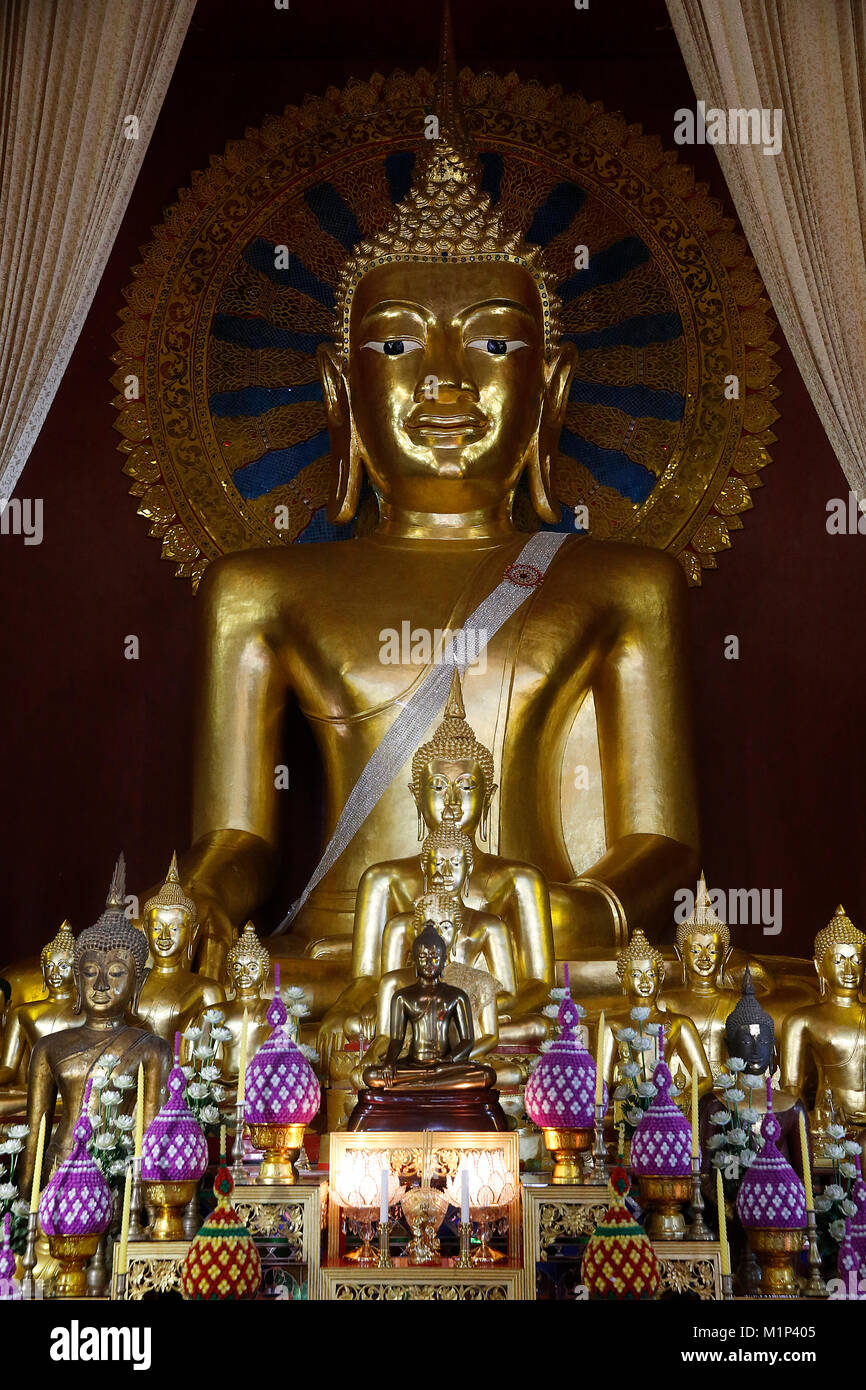 Buddha statues in Wat Chedi Luang, Chiang Mai, Thailand, Southeast Asia, Asia Stock Photo