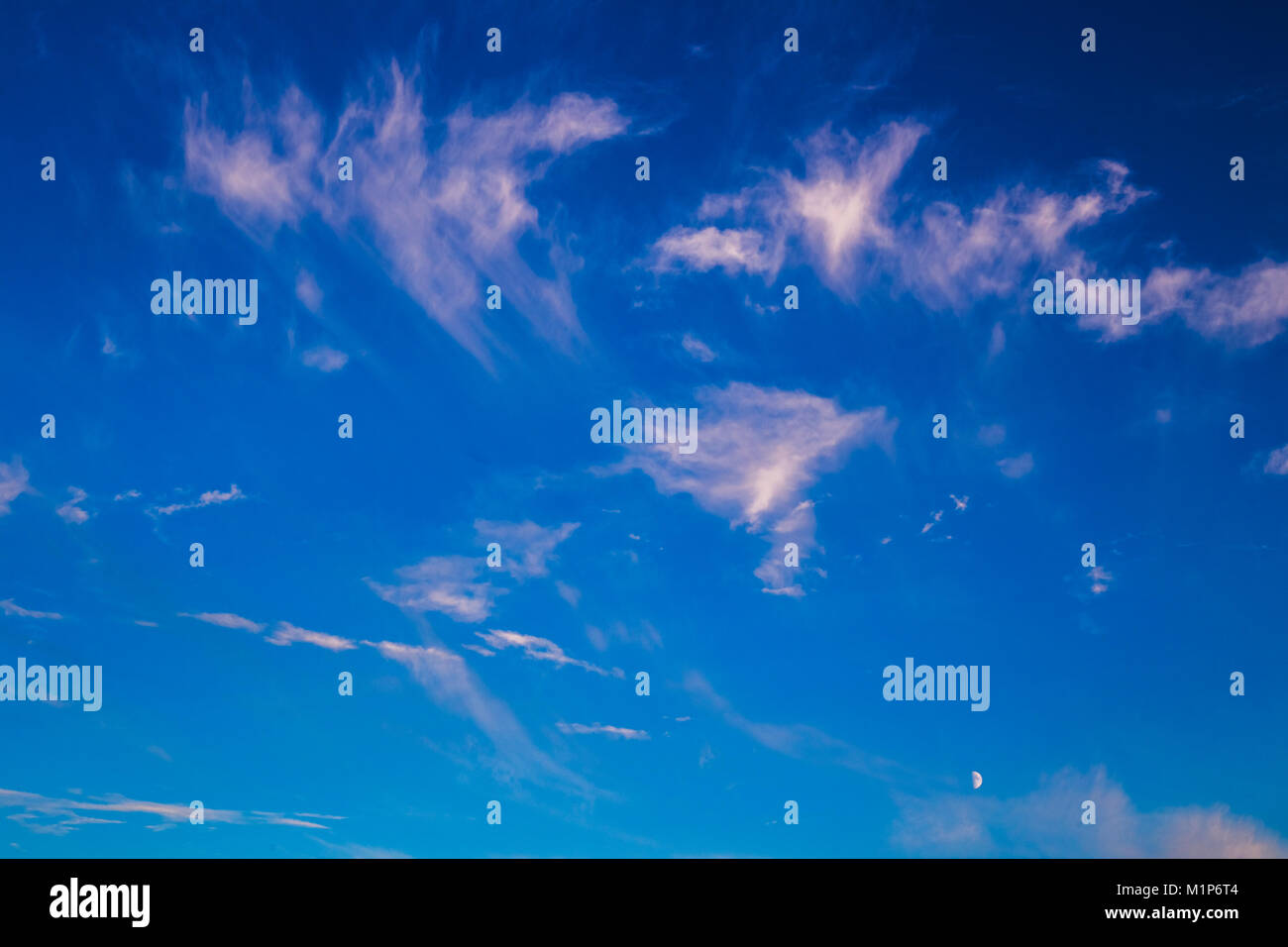 Evening blue sky background with beautiful clouds Stock Photo - Alamy