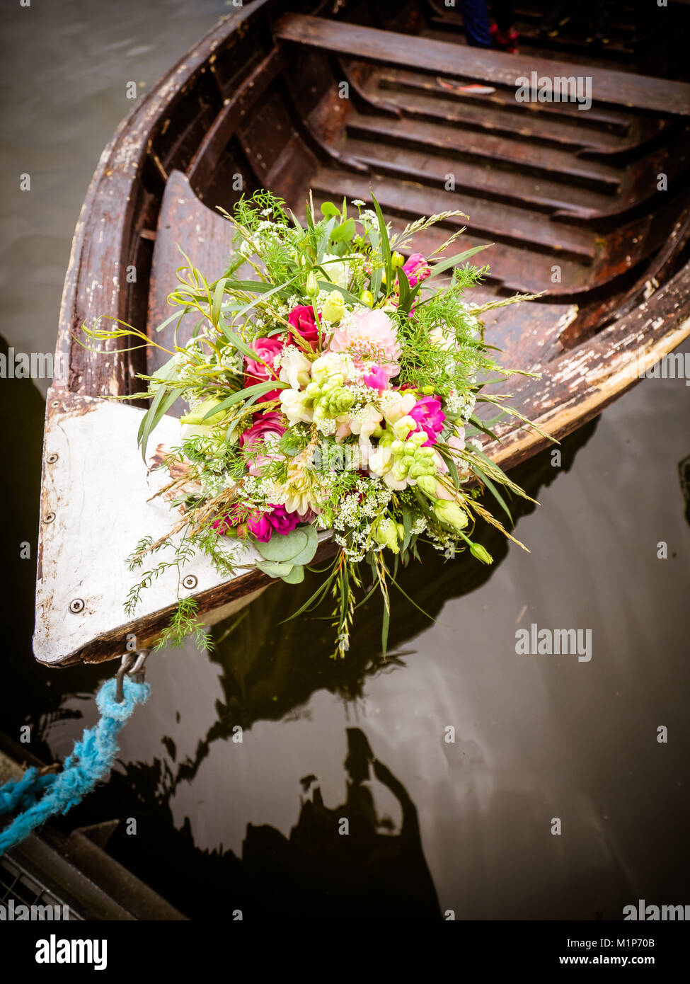 the bridal bouquet on the boat Stock Photo