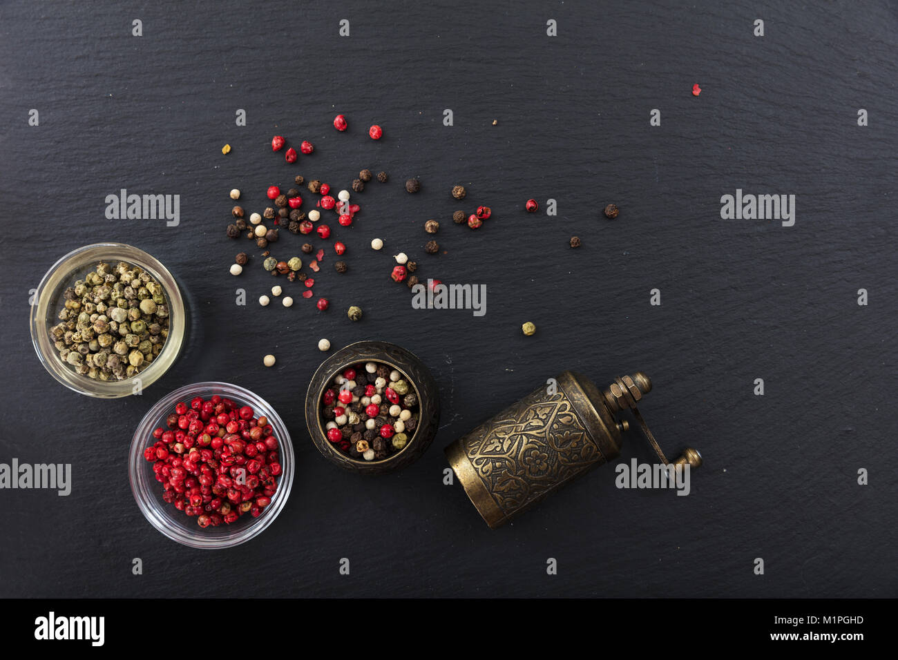 Pepper grinder hi-res stock photography and images - Alamy