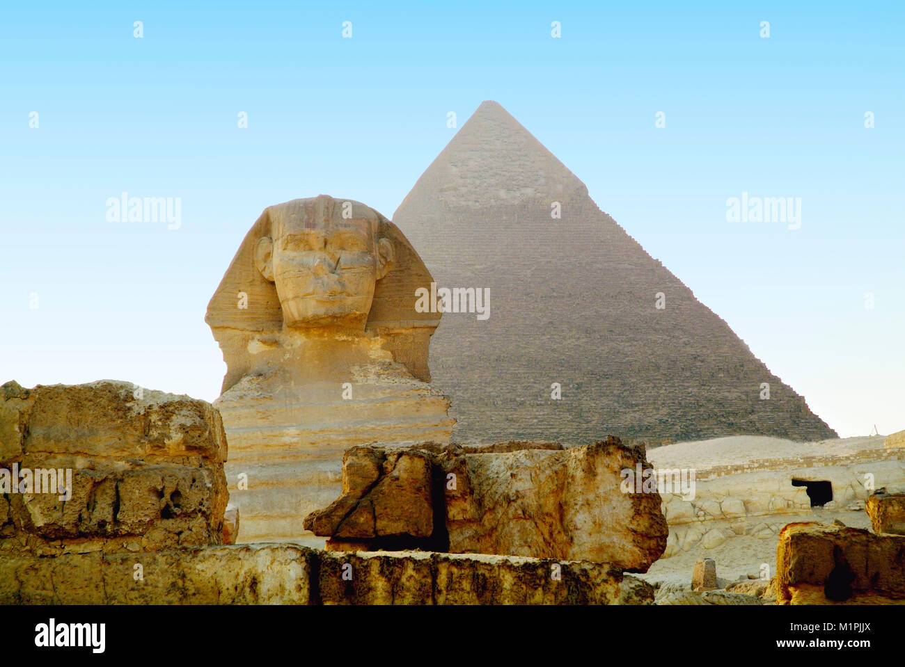 Great Sphinx of Giza, and the Pyramid of Khafre, Egypt Stock Photo - Alamy