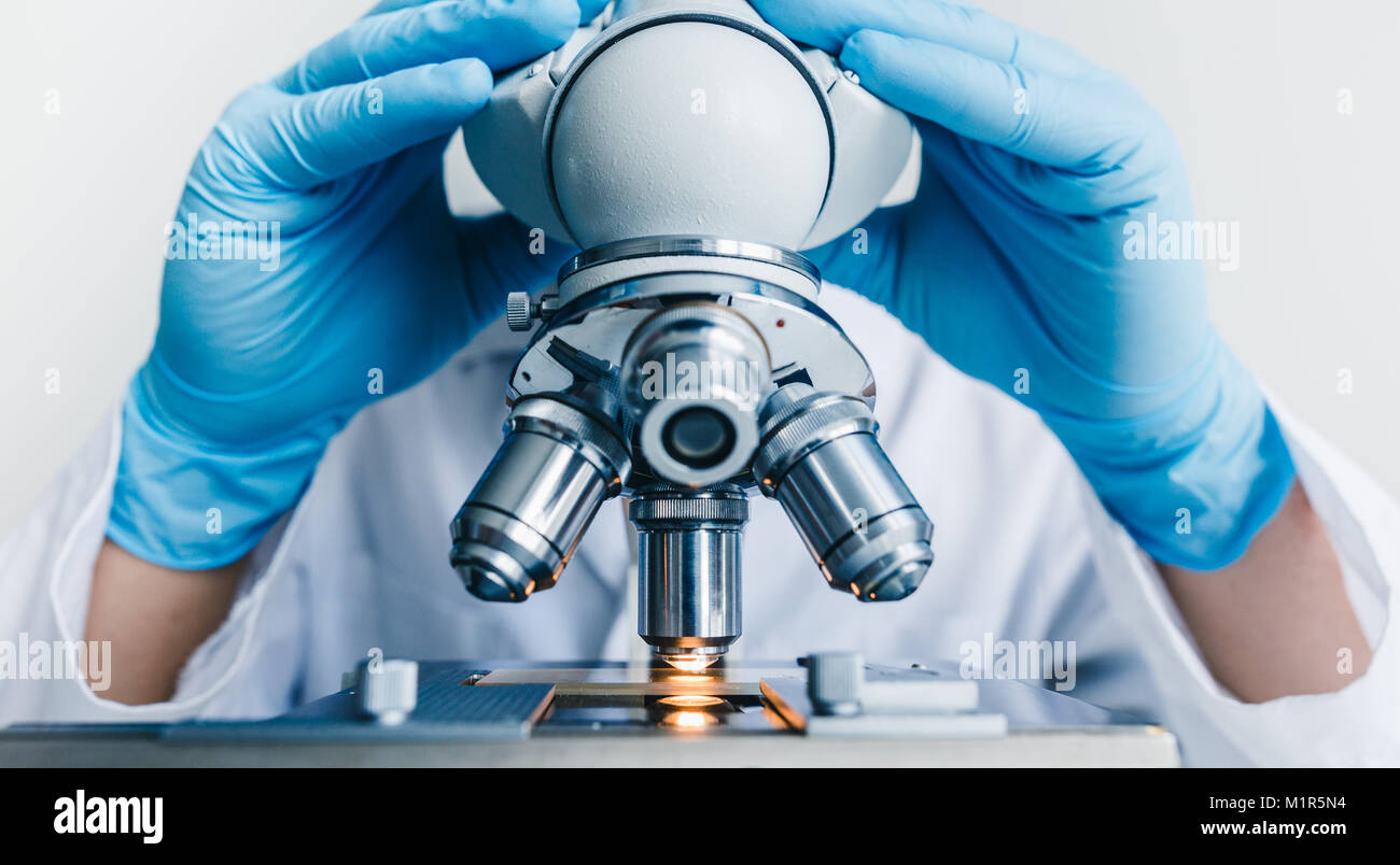 Microscope microscopy medical optics research hi-res stock photography ...