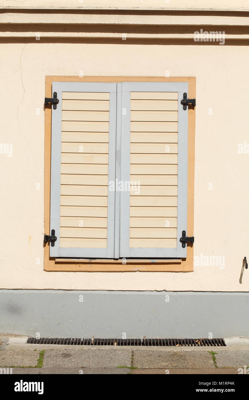 closed old wooden shutters, Waisenstraße street, Klosterviertel, Berlin, Germany, Europe I Geschlossene alte Fensterläden aus Holz, Waisenstraße, Klos Stock Photo