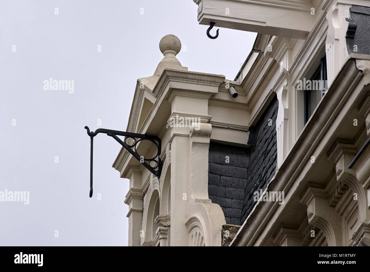 Building hooks or" Winchbeams" on top of Dutch Buildings in Amsterdam