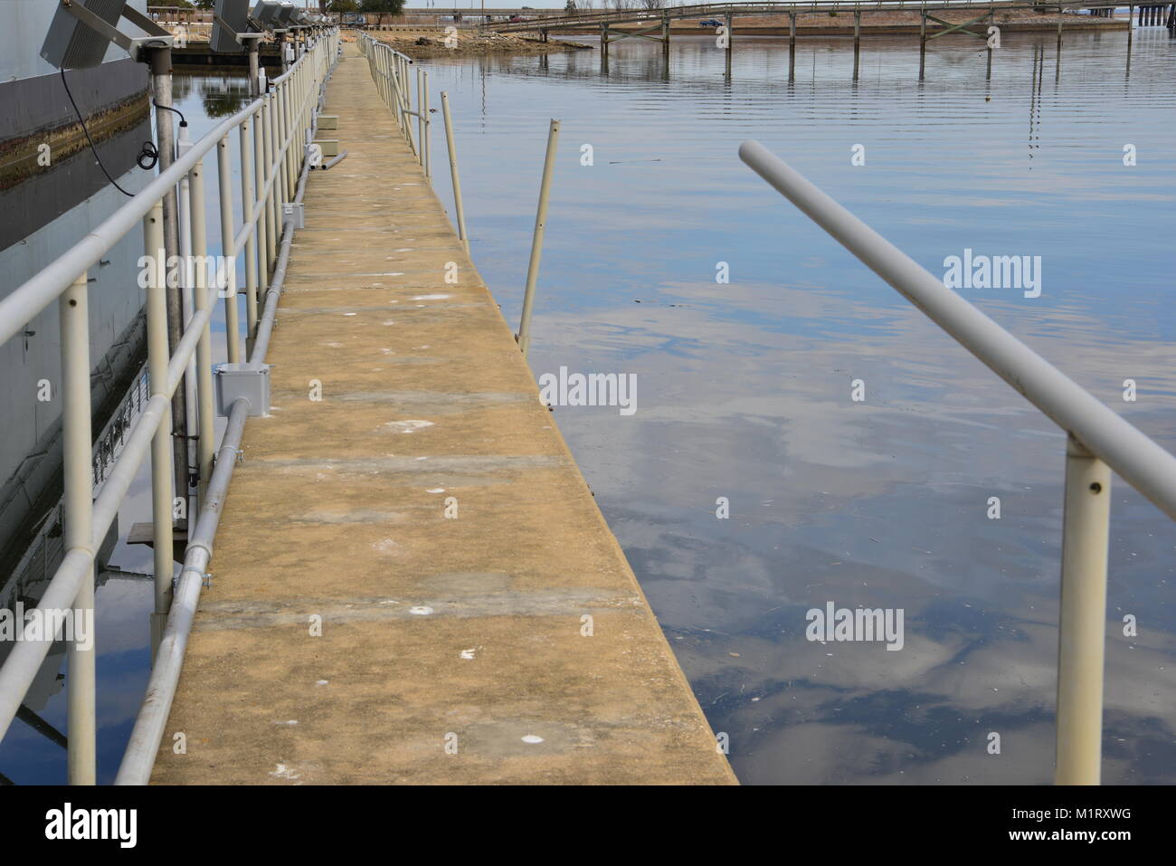 Buckled rail hi-res stock photography and images - Alamy