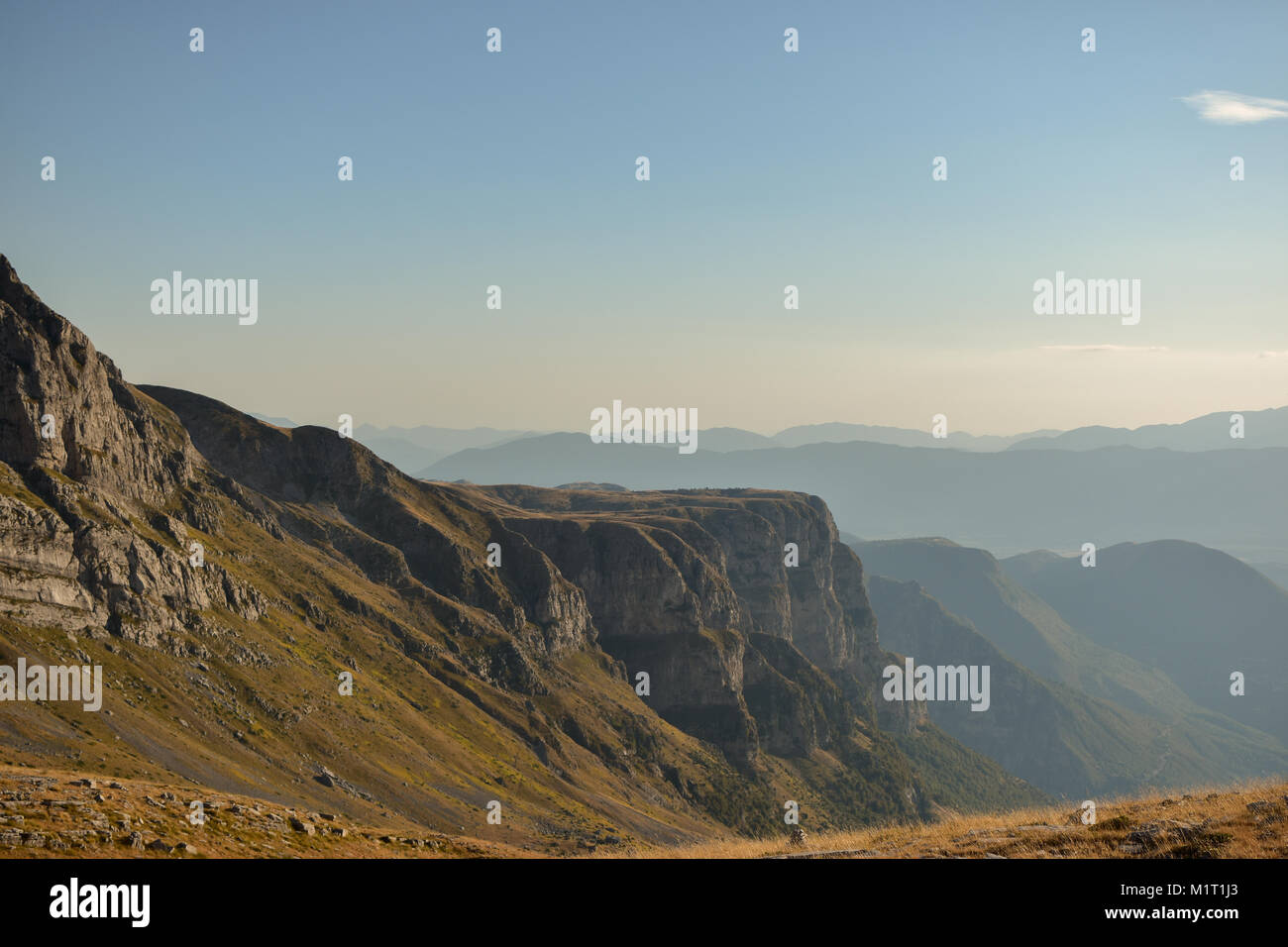 Summer rocky mountains hi-res stock photography and images - Alamy