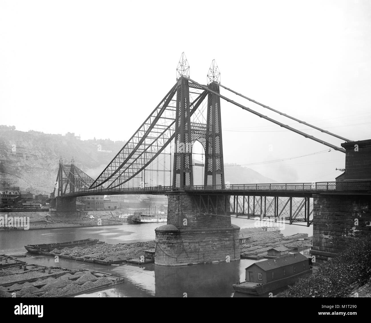 Point Bridge over Monongahela River, Pittsburgh, Pennsylvania, USA, Detroit Publishing Company, 1900 Stock Photo