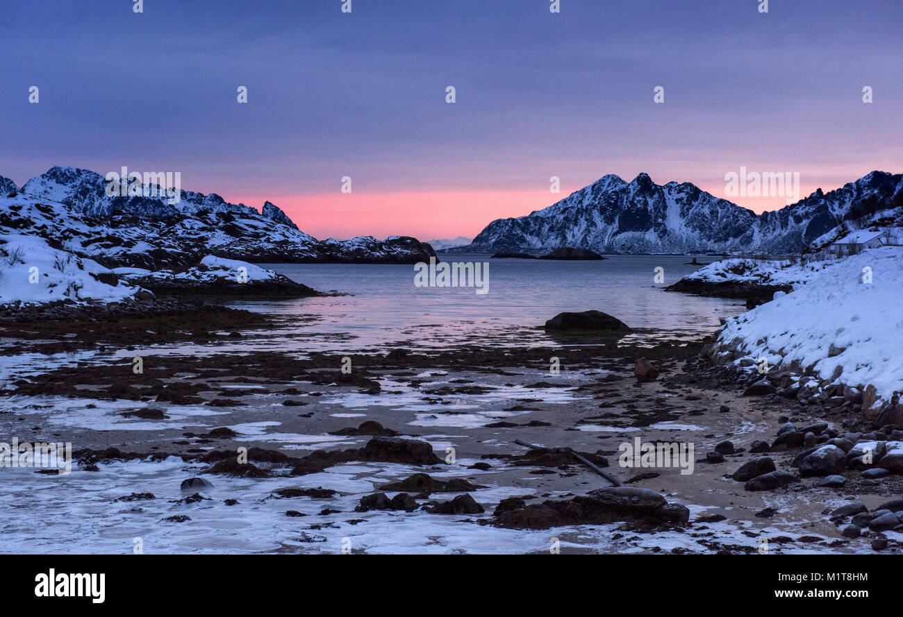 Svolvær vågan austvågøya lofoten islands hi-res stock photography and  images - Alamy