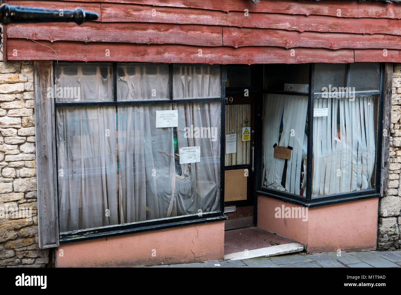 Net Curtains Stock Photos Net Curtains Stock Images Alamy
