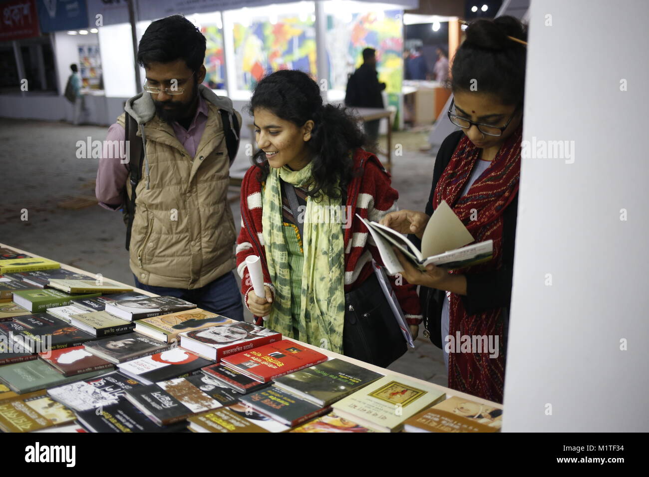 Dhaka, Bangladesh. 01st Feb, 2018. Visitor looks book at Ekushey Book fair which start today at Suhurawardy Udyan in Dhaka. Credit: Md. Mehedi Hasan/Pacific Press/Alamy Live News Stock Photo