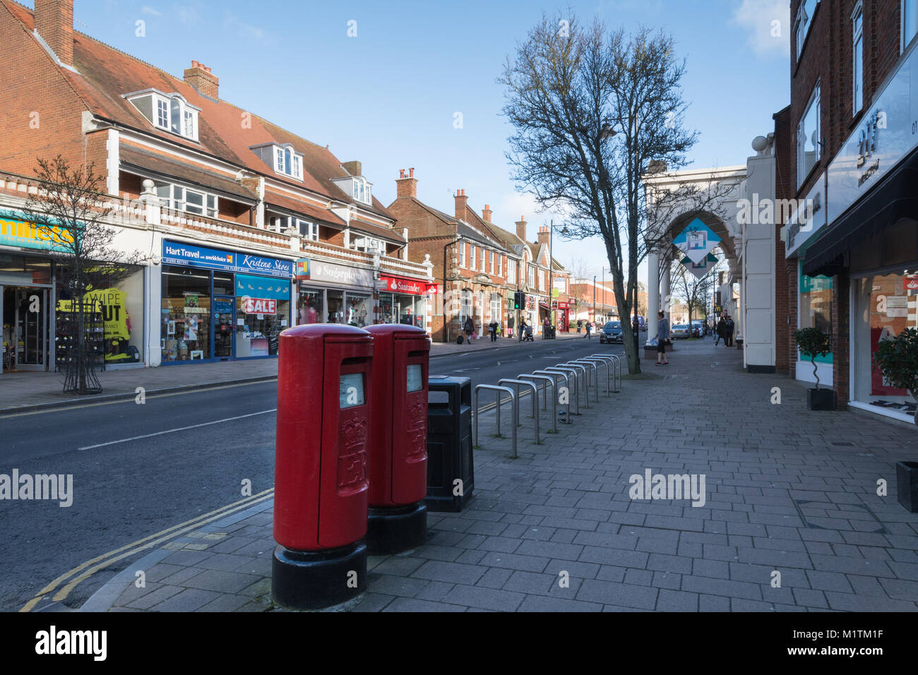 Fleet Road, the main shopping street in Fleet, Hampshire, UK Stock