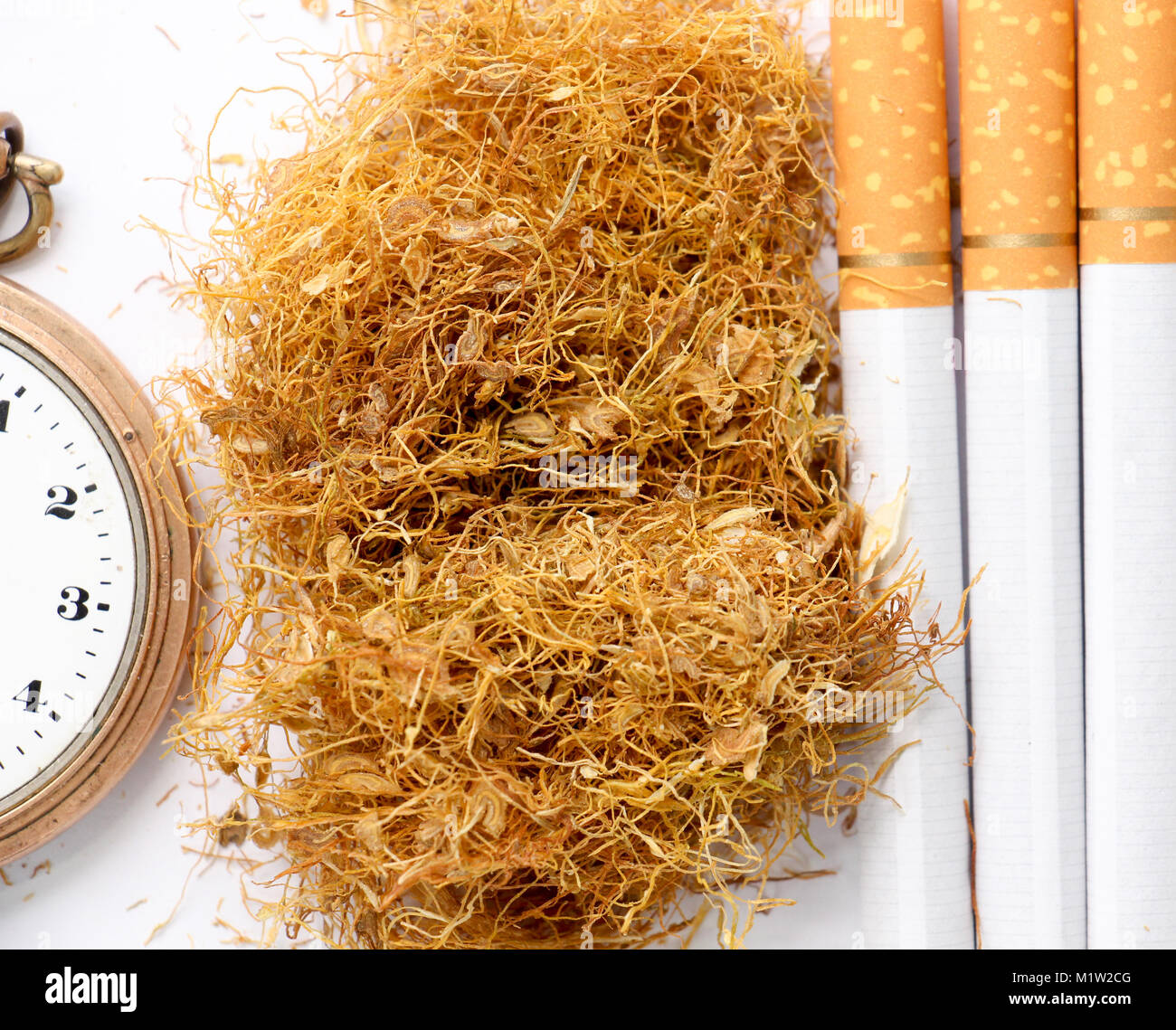 tobacco gross Gross cigarettes hi-res stock photography and images