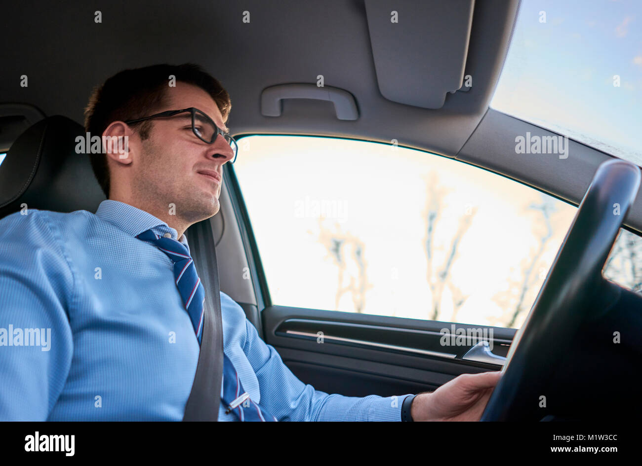 Auto driving hires stock photography and images Alamy