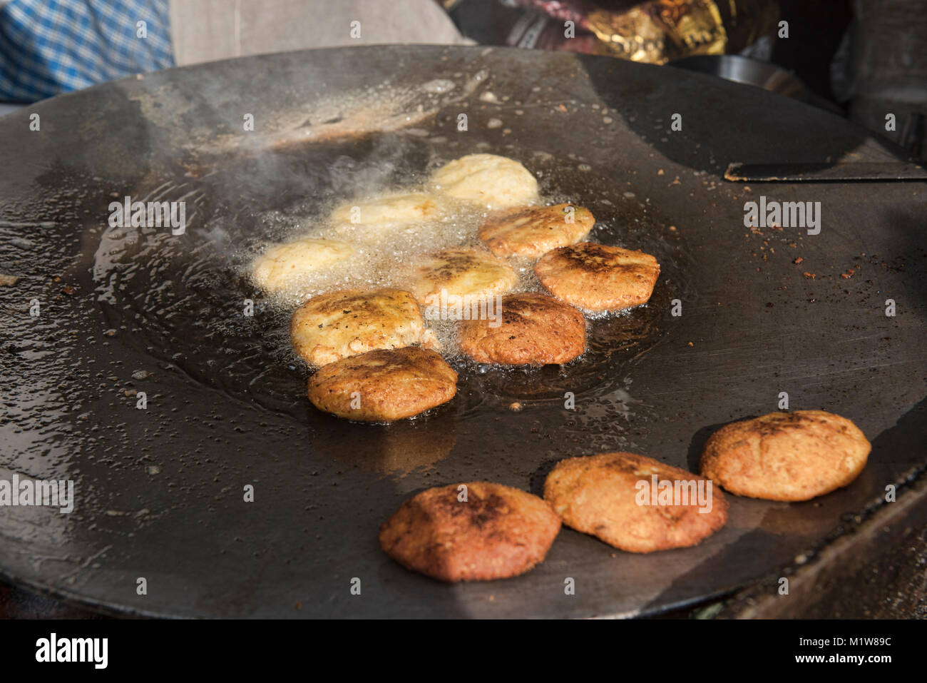 Natraj Dahi Bhalla Wala, serving lentil balls with yogurt and potato fritters since 1940, Old