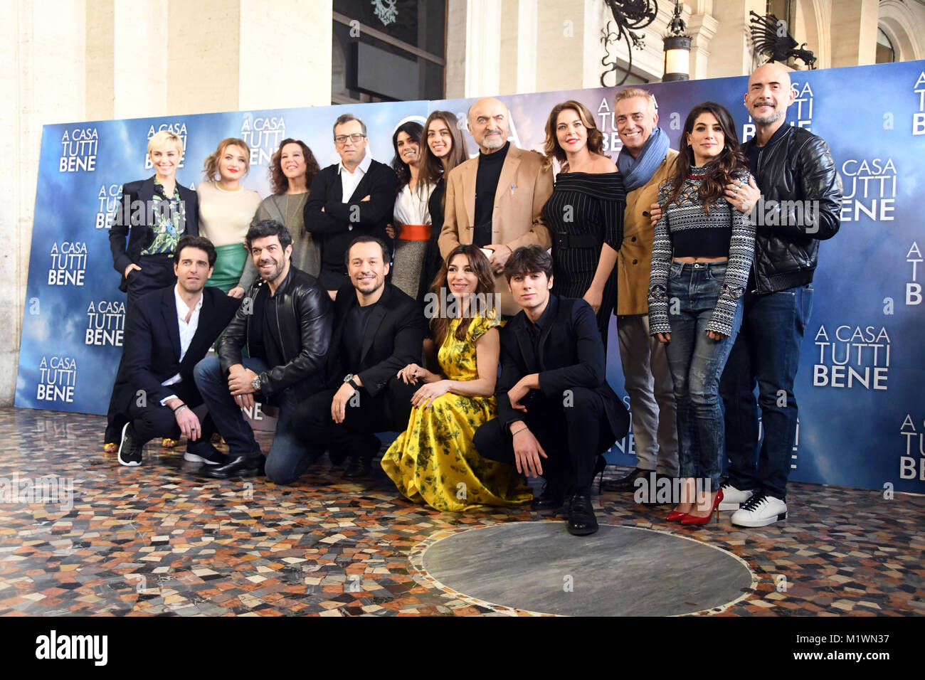 a casa tutti bene cast