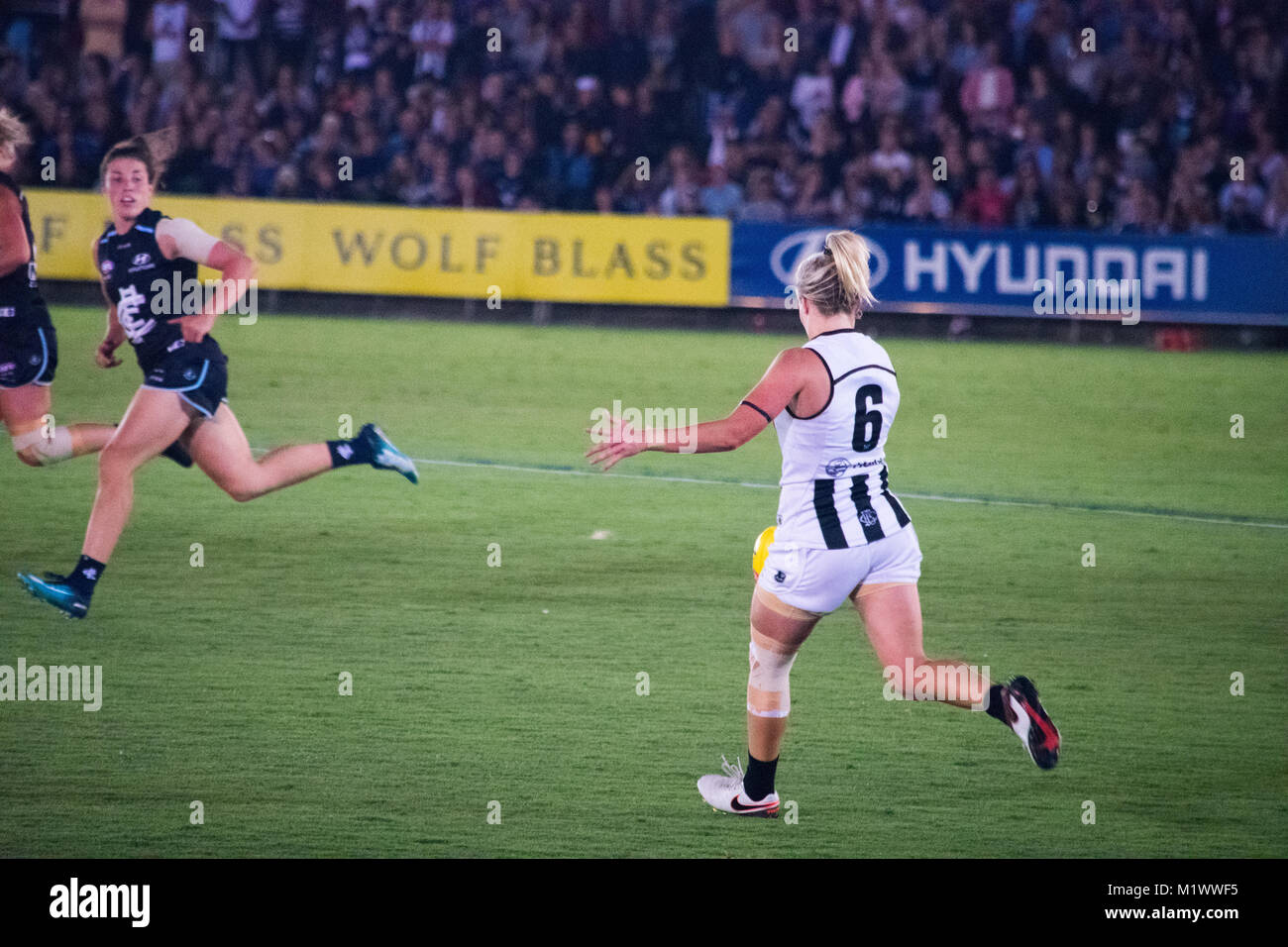 Melbourne, Australia. 2nd February, 2018. AFLW Round 1 Collingwood vs Carlton. Lucy Rock/ Alamy Live News Stock Photo